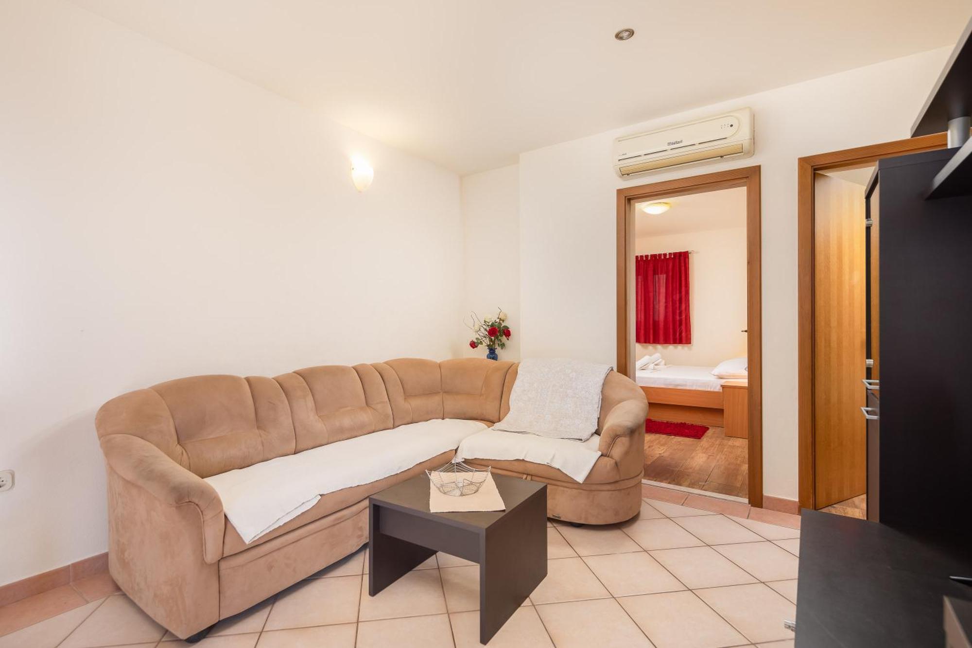 Filip Apartments - Free Parking By The House Makarska Exterior photo