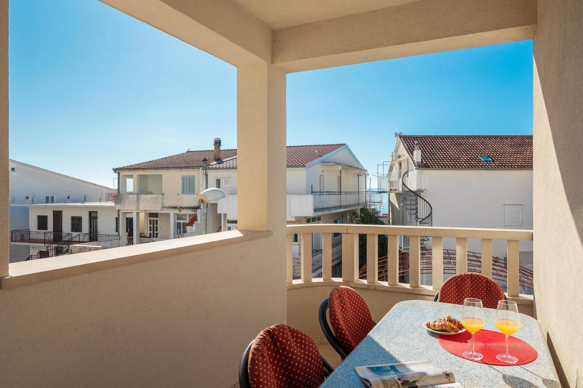 Filip Apartments - Free Parking By The House Makarska Exterior photo